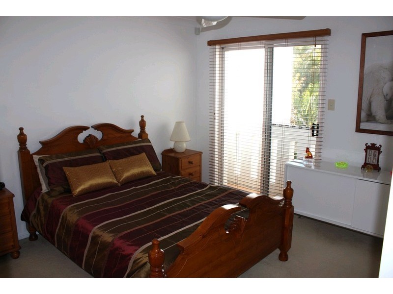 6/Odyssey/100 Cotlew Street East, Southport QLD 4215