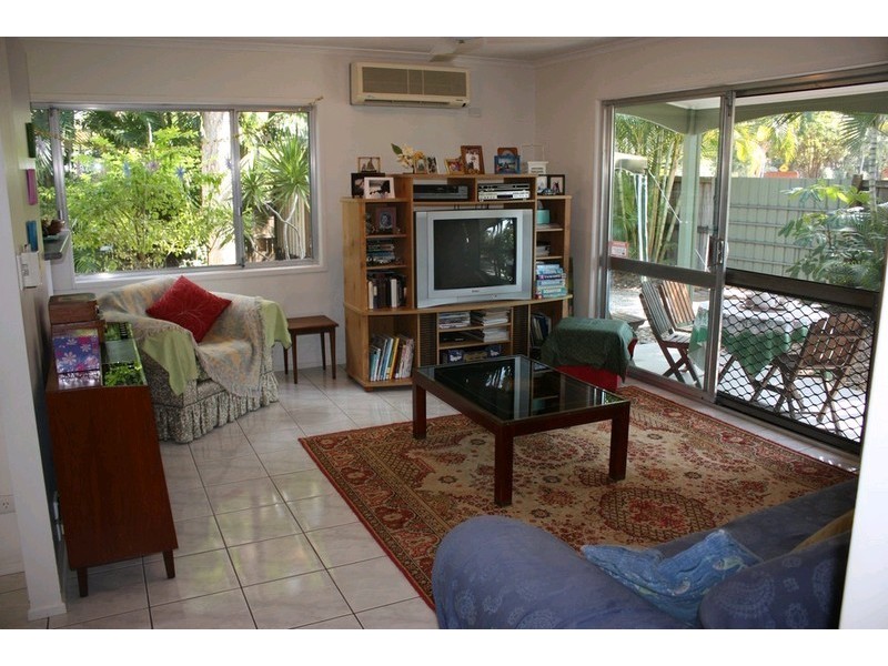 98 Hansford Road, Coombabah QLD 4216