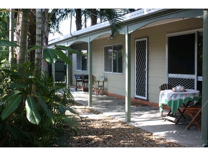 98 Hansford Road, Coombabah QLD 4216