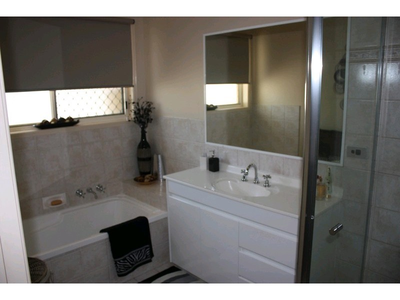 20 Westpark Court, Monterey Keys QLD 4212