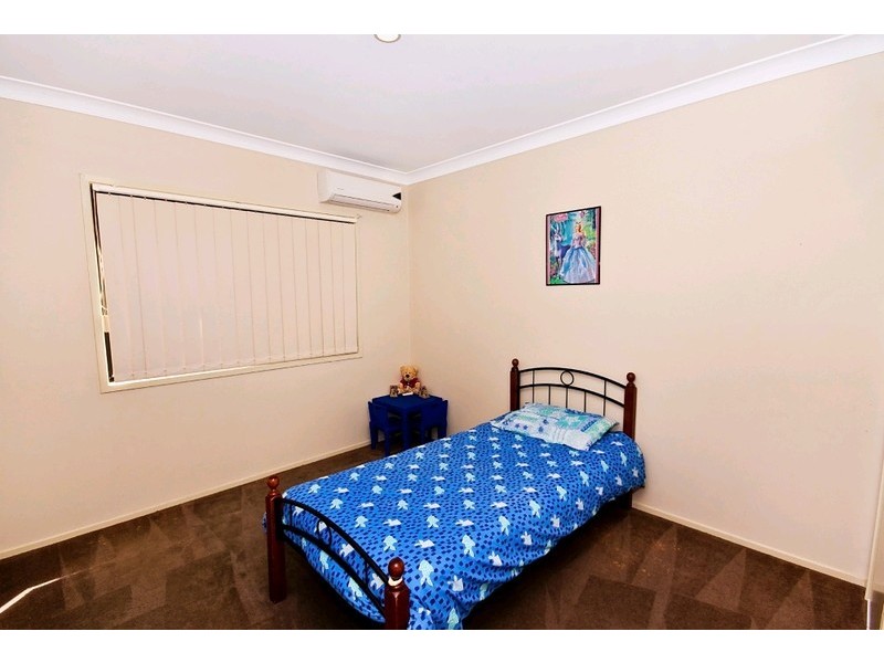 35 Midway Terrace, Pacific Pines QLD 4211