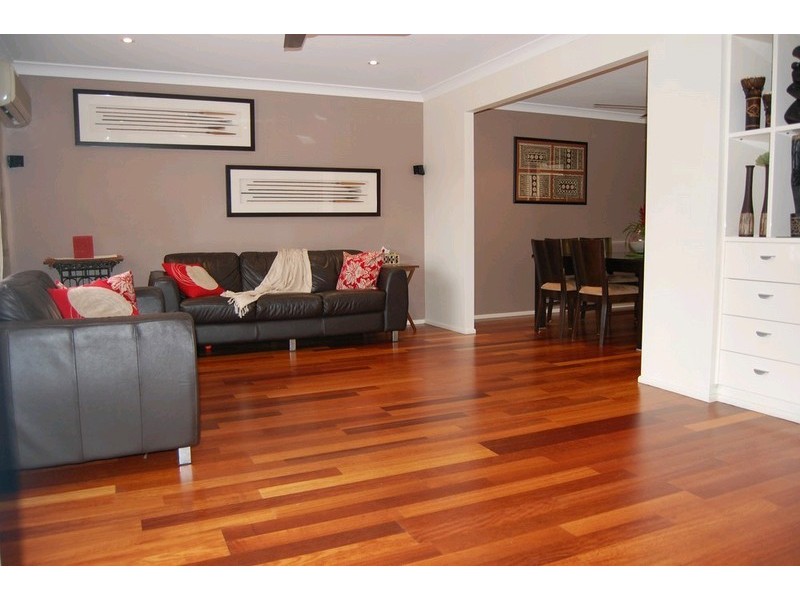 13 Mingaletta Drive, Ashmore QLD 4214