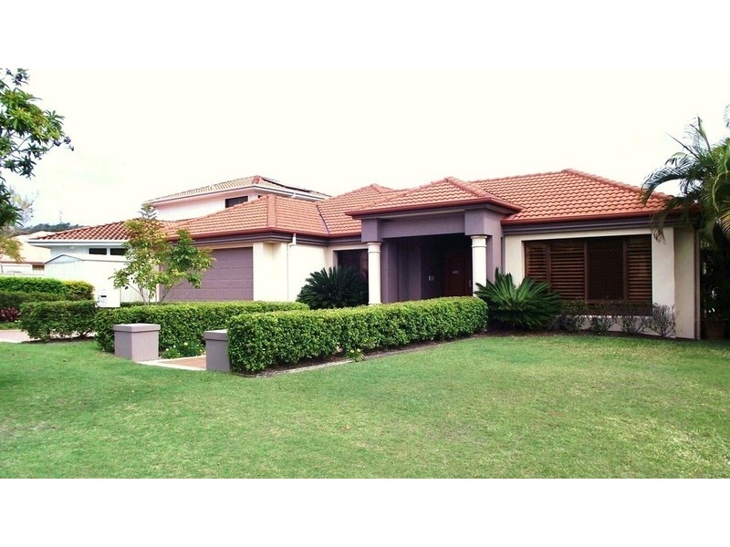 32 Tee Trees Boulevard, Arundel QLD 4214