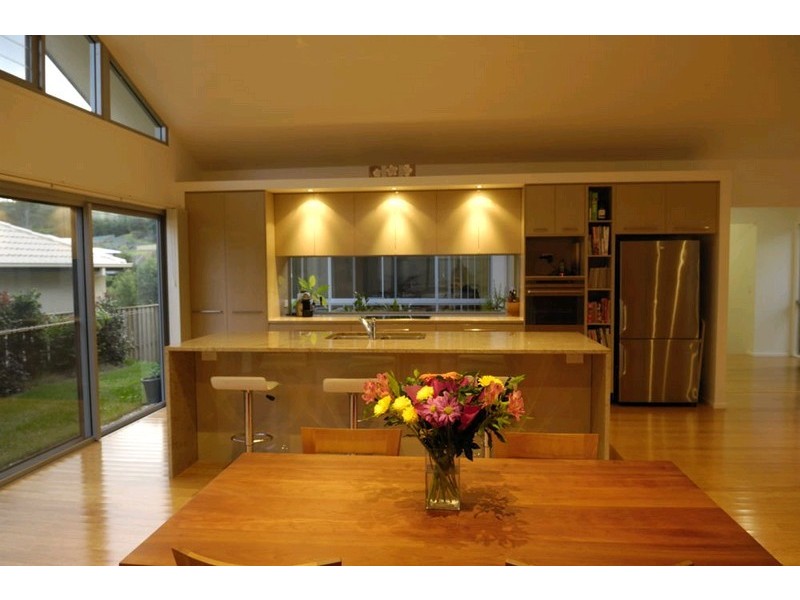 48 Roberts Drive, Maudsland QLD 4210