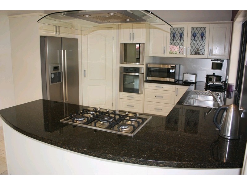 67 Zane Street, Molendinar QLD 4214