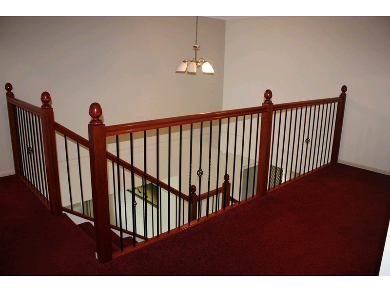 67 Zane Street, Molendinar QLD 4214