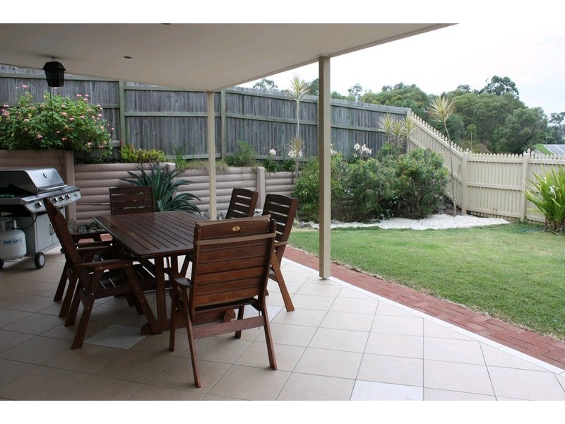 67 Zane Street, Molendinar QLD 4214