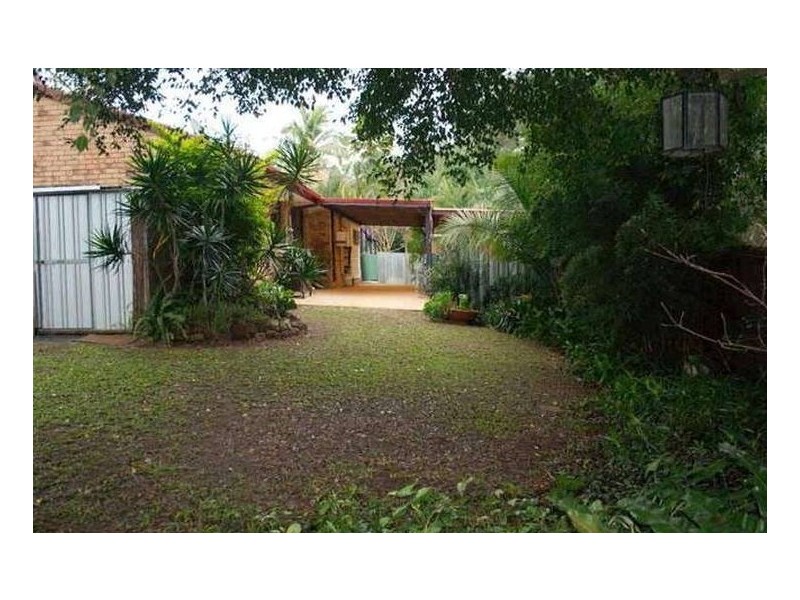 8 Eamonn Court, Highland Park QLD 4211