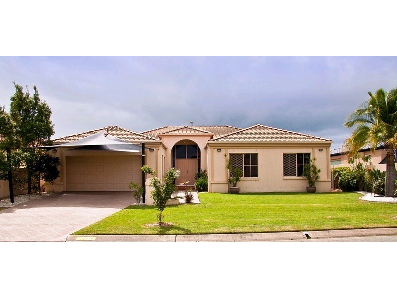 26 Arbuthnot Parade, Benowa QLD 4217