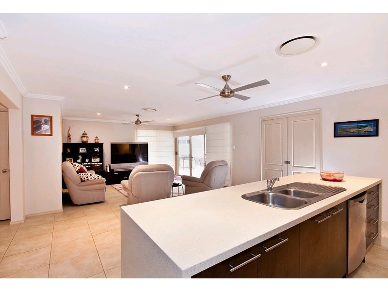 22 Southaven Drive, Helensvale QLD 4212