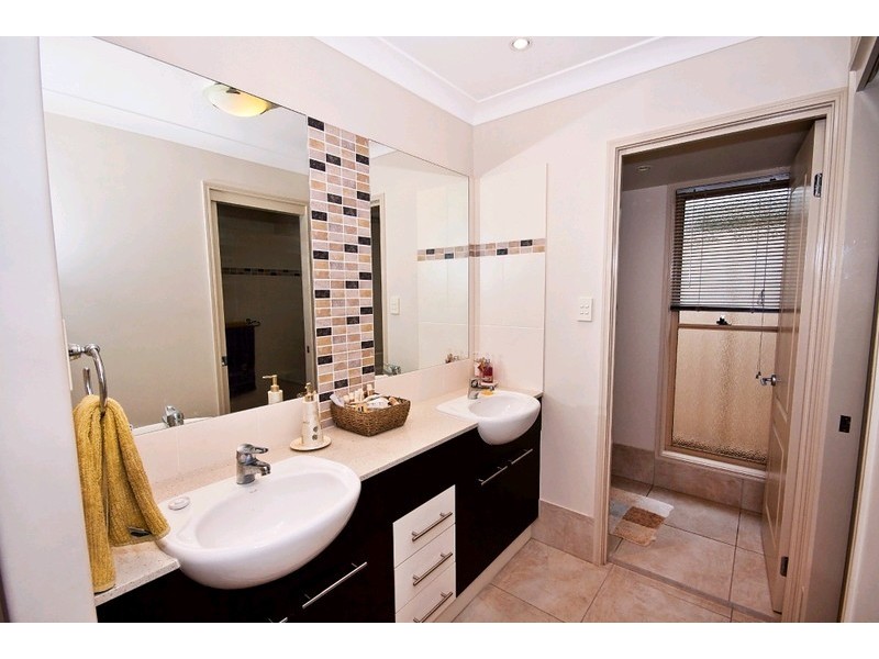 22 Southaven Drive, Helensvale QLD 4212