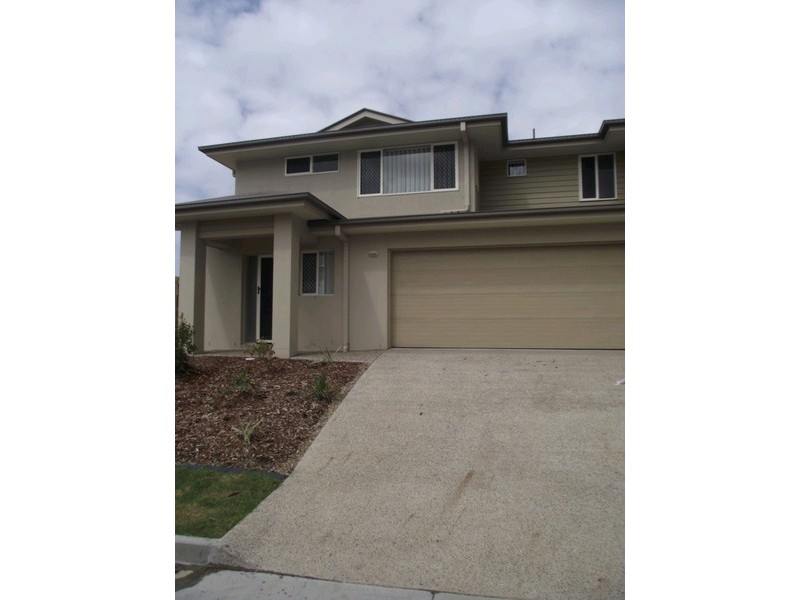 1/5 Elise Avenue, Coomera QLD 4209