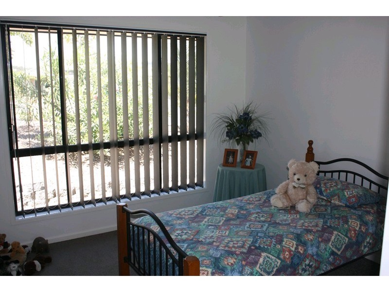 3 Diamantina Circuit, Pacific Pines QLD 4211