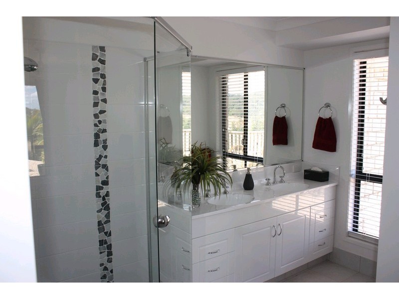 3 Diamantina Circuit, Pacific Pines QLD 4211