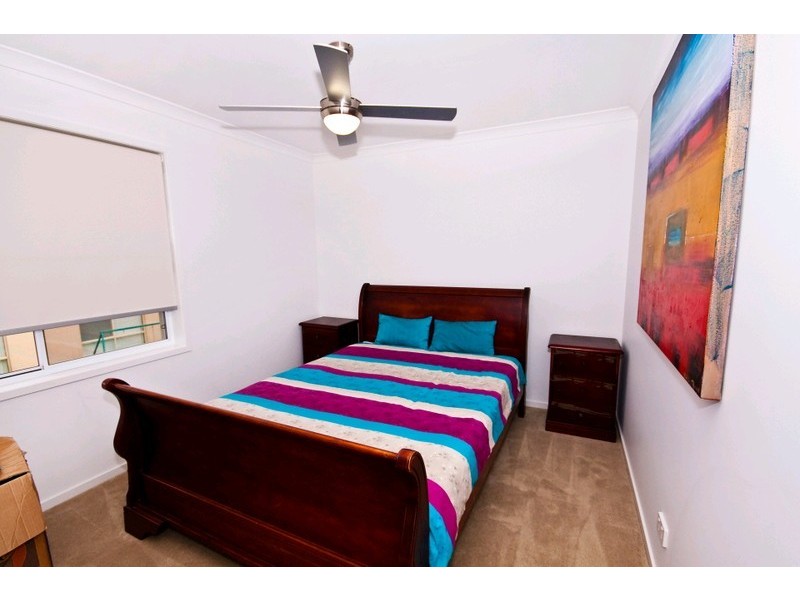 17 Golden Bear Drive, Arundel QLD 4214