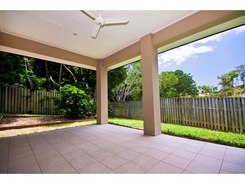 17 Lambert Drive, Maudsland QLD 4210