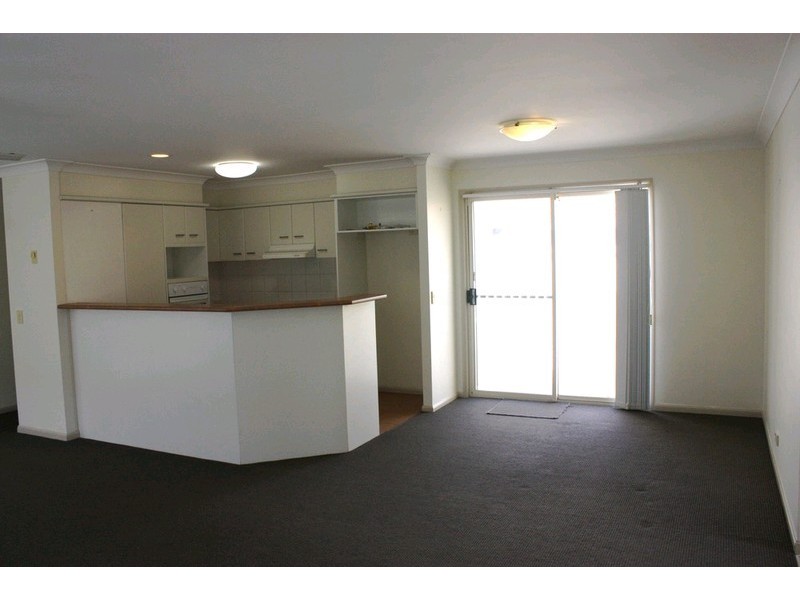 53/2-3 Langport Parade, Mudgeeraba QLD 4213