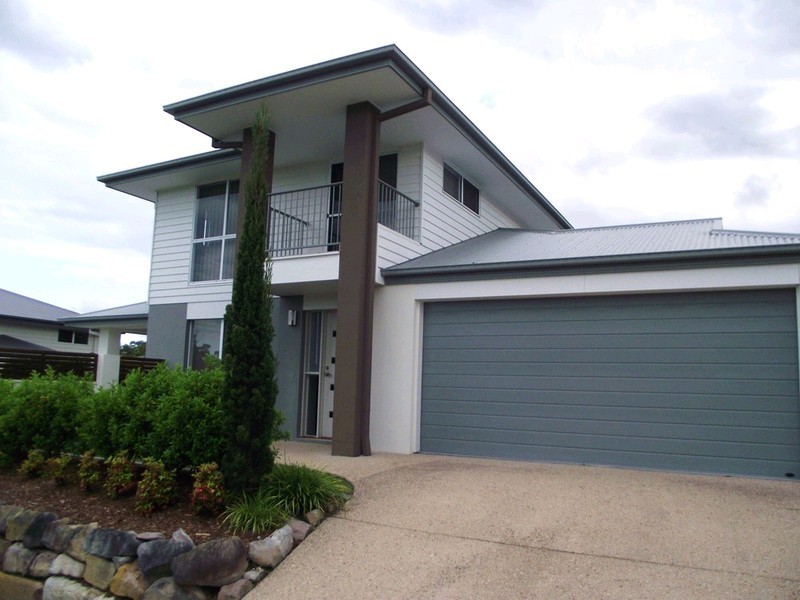 33 Kelsey Circuit, Nerang QLD 4211