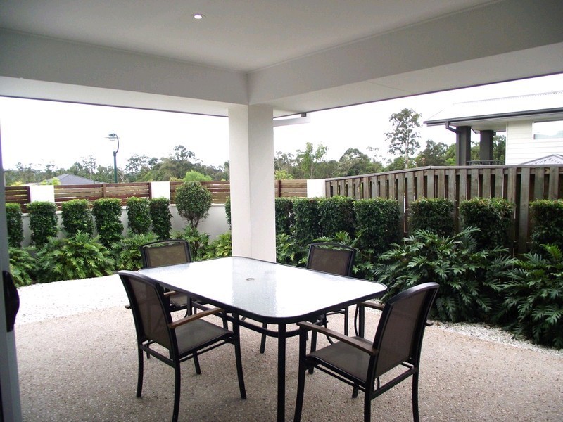 33 Kelsey Circuit, Nerang QLD 4211