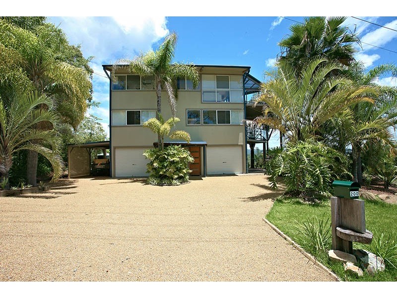 200 Chesterfield Drive, Bonogin QLD 4213