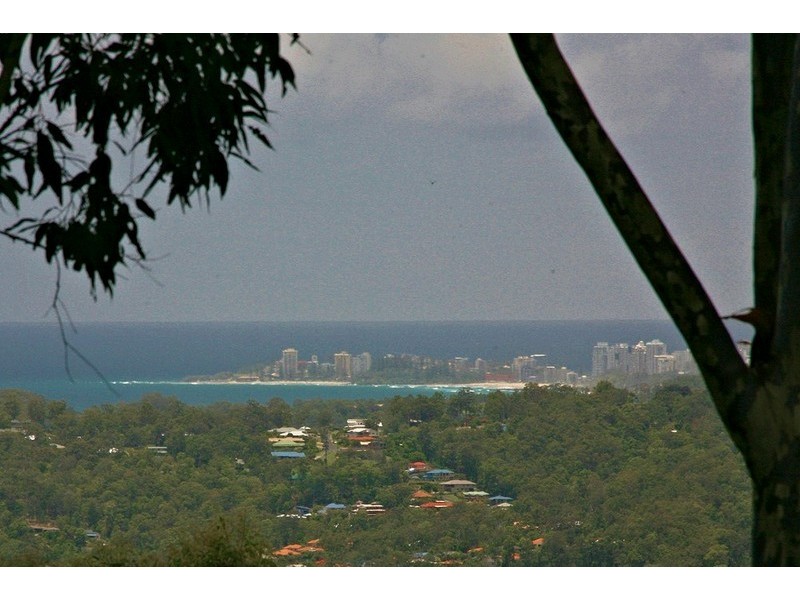 200 Chesterfield Drive, Bonogin QLD 4213