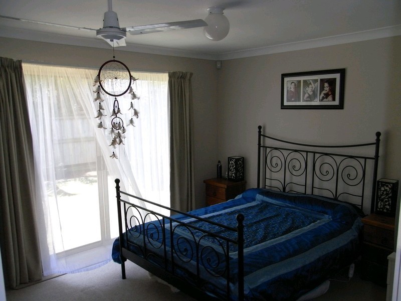 28 Marble Arch Place, Arundel QLD 4214