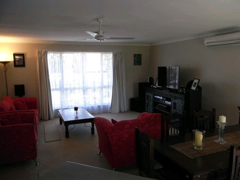 28 Marble Arch Place, Arundel QLD 4214