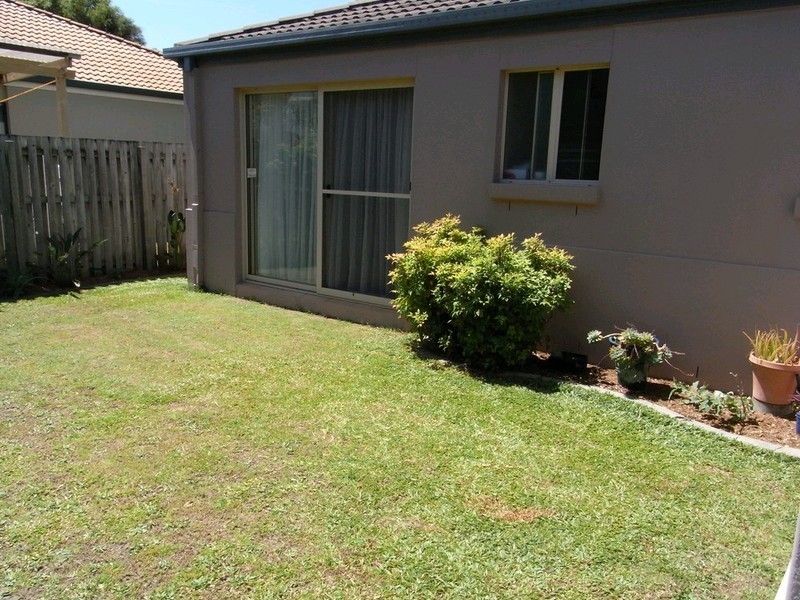 28 Marble Arch Place, Arundel QLD 4214