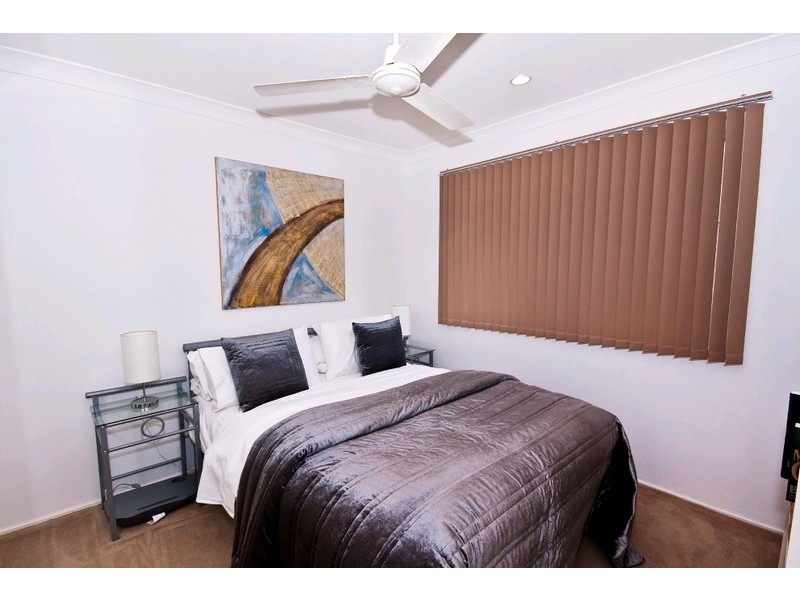 62 Cobb & Co Drive, Oxenford QLD 4210