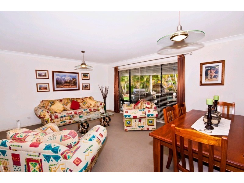 62 Highcrest Circuit, Molendinar QLD 4214