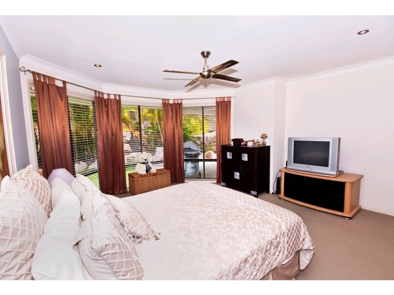 62 Highcrest Circuit, Molendinar QLD 4214