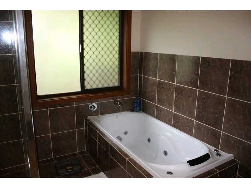 80 Hardys Road, Mudgeeraba QLD 4213