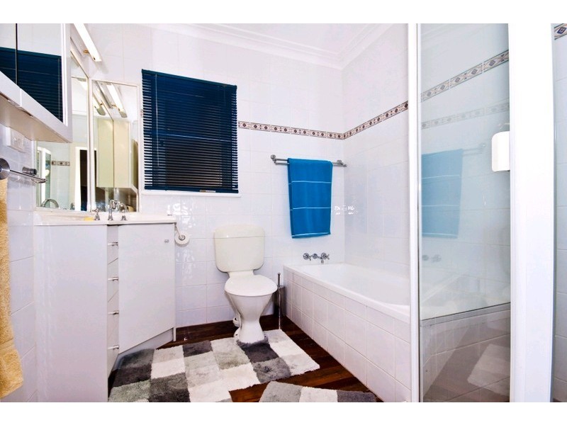 57 Central Street, Labrador QLD 4215