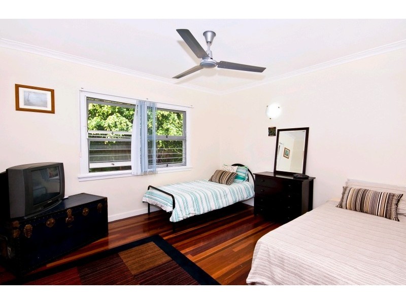 57 Central Street, Labrador QLD 4215