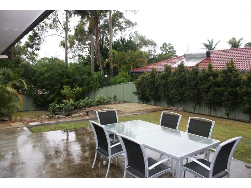 14 Dromana Crescent, Helensvale QLD 4212