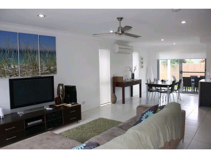 7 Valencia Boulevard, Burleigh Waters QLD 4220