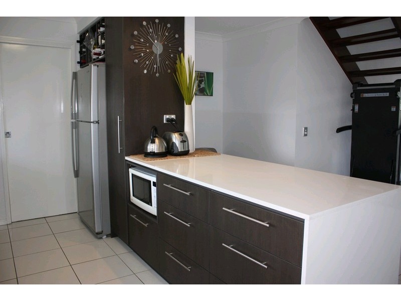 7 Valencia Boulevard, Burleigh Waters QLD 4220