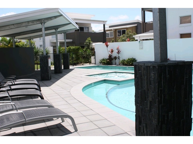 7 Valencia Boulevard, Burleigh Waters QLD 4220