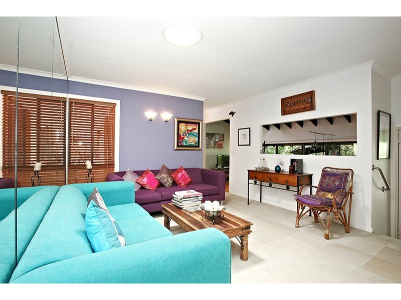 14 The Crescent, Ashmore QLD 4214