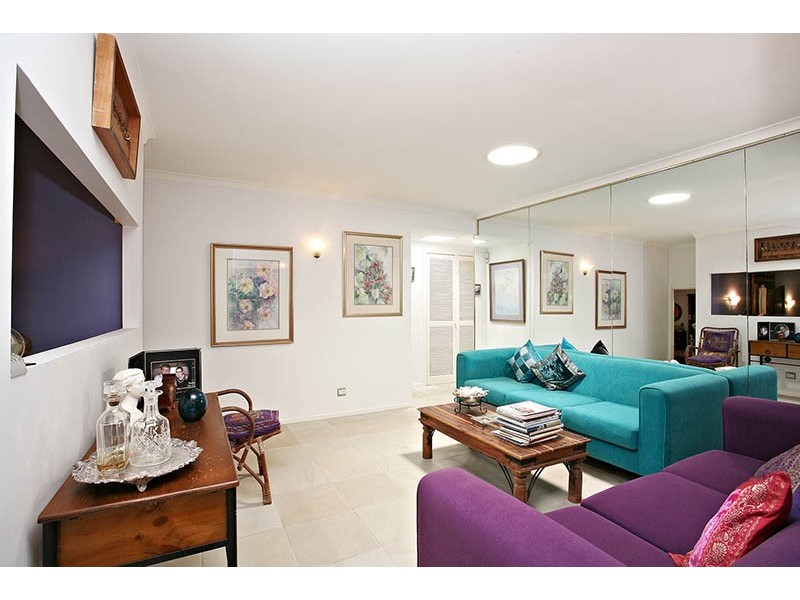 14 The Crescent, Ashmore QLD 4214
