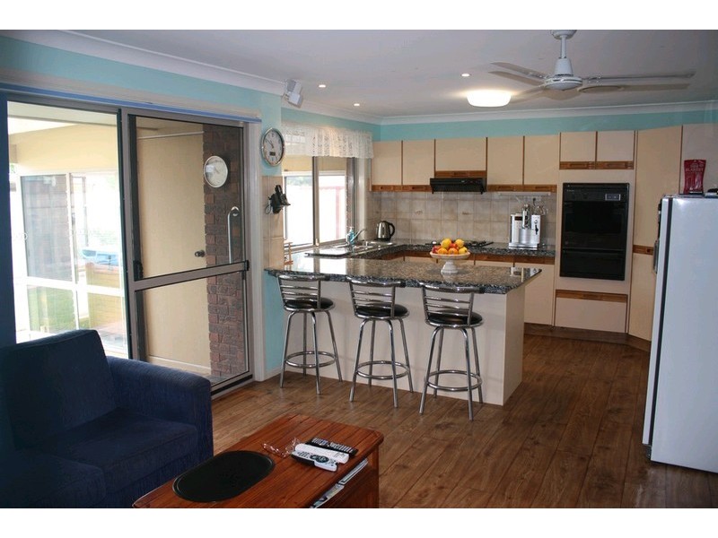 4 Foxhill Court, Carrara QLD 4211