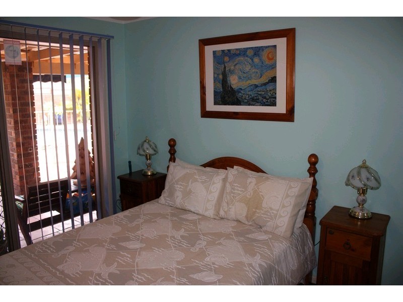 4 Foxhill Court, Carrara QLD 4211