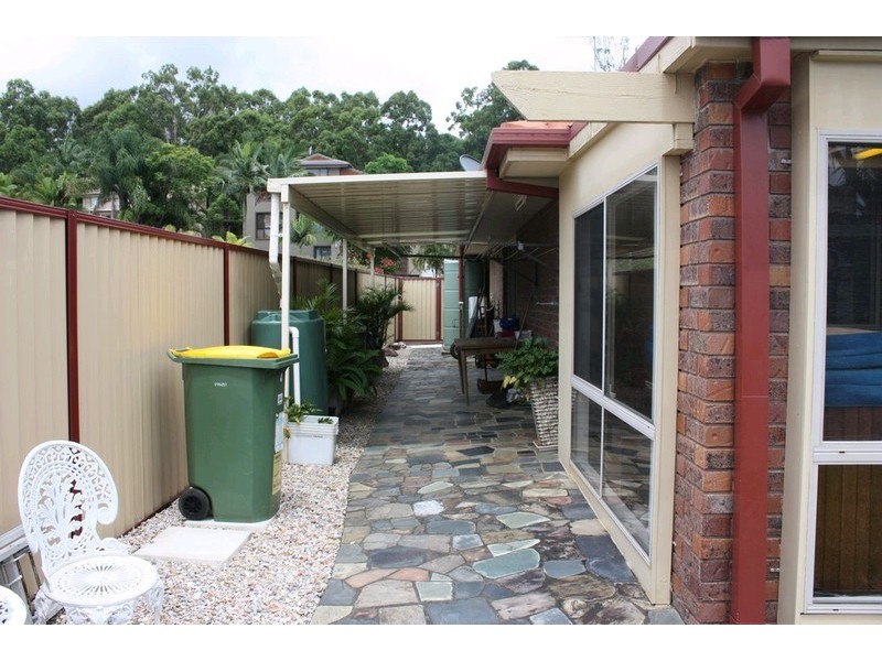 4 Foxhill Court, Carrara QLD 4211