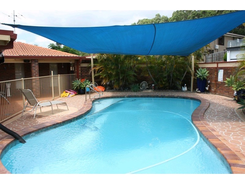 4 Foxhill Court, Carrara QLD 4211