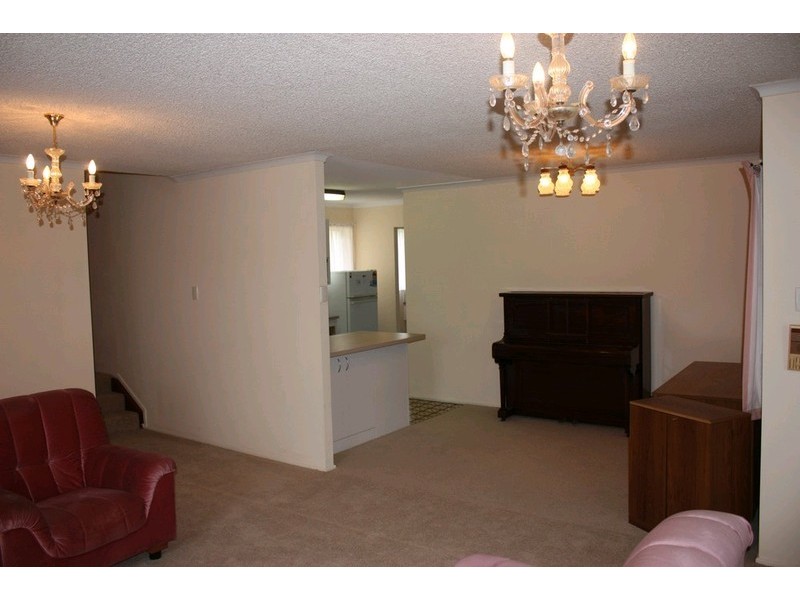 18 Sungold Avenue, Southport QLD 4215