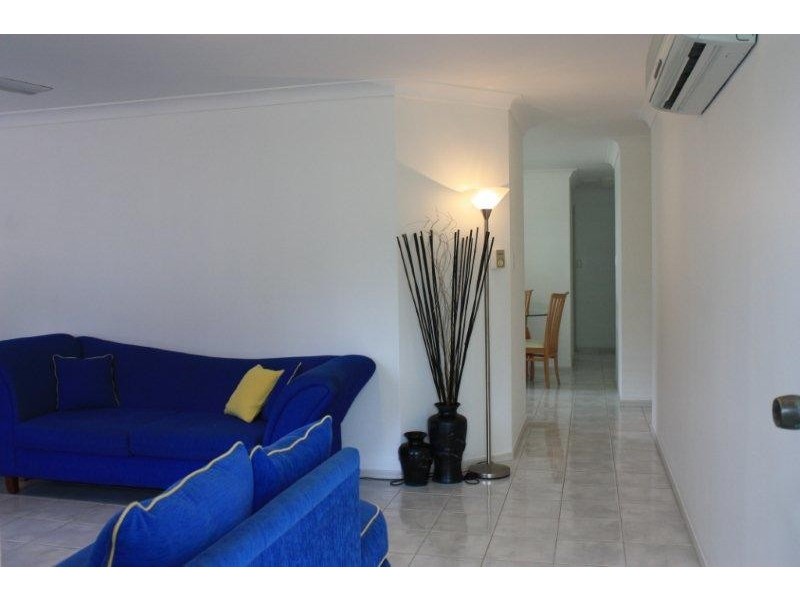 9A Middle Street, Labrador QLD 4215