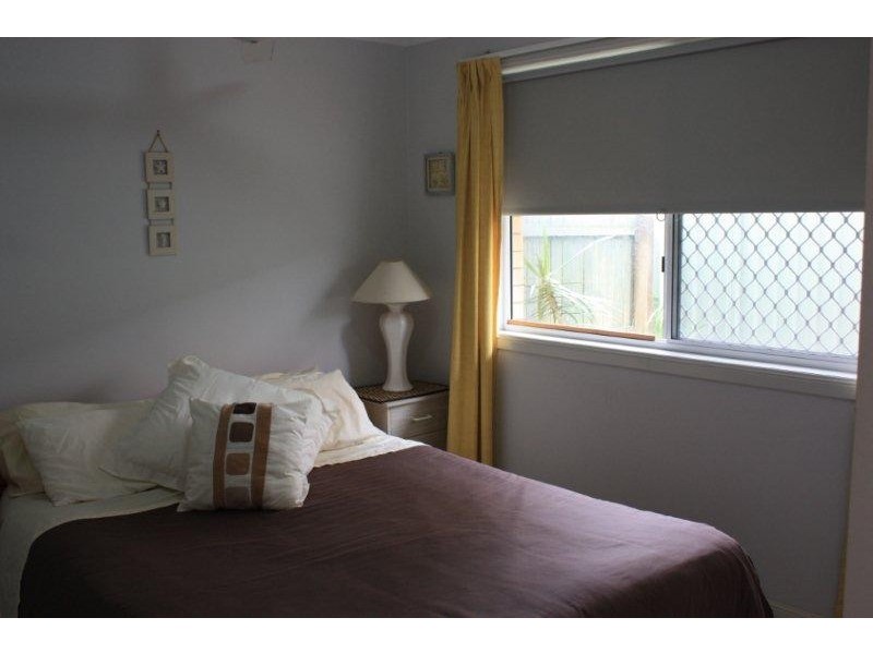 9A Middle Street, Labrador QLD 4215