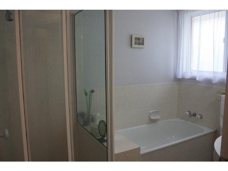 9A Middle Street, Labrador QLD 4215