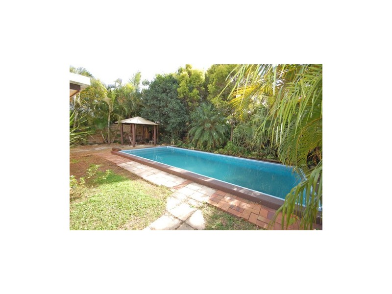 31 Allawah Street, Sorrento QLD 4217