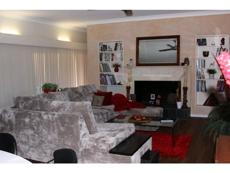 22 Wildwood Court, Surfers Paradise QLD 4217